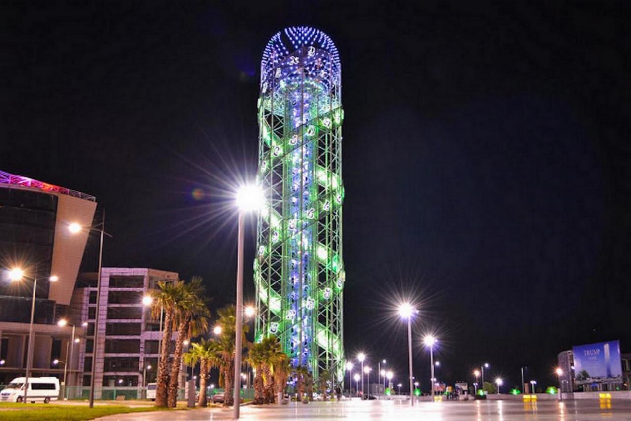 Aparthotel Selfie Batumi Exterior photo