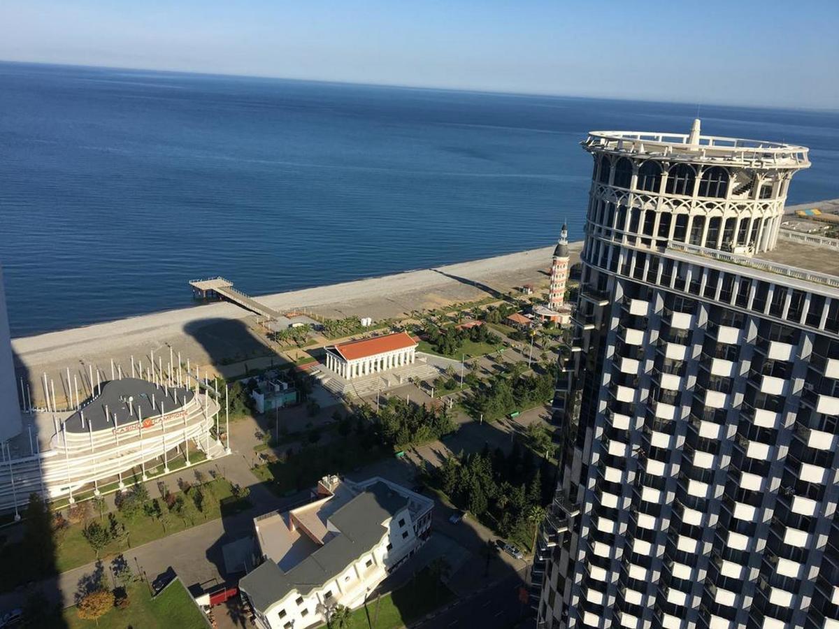 Aparthotel Selfie Batumi Exterior photo