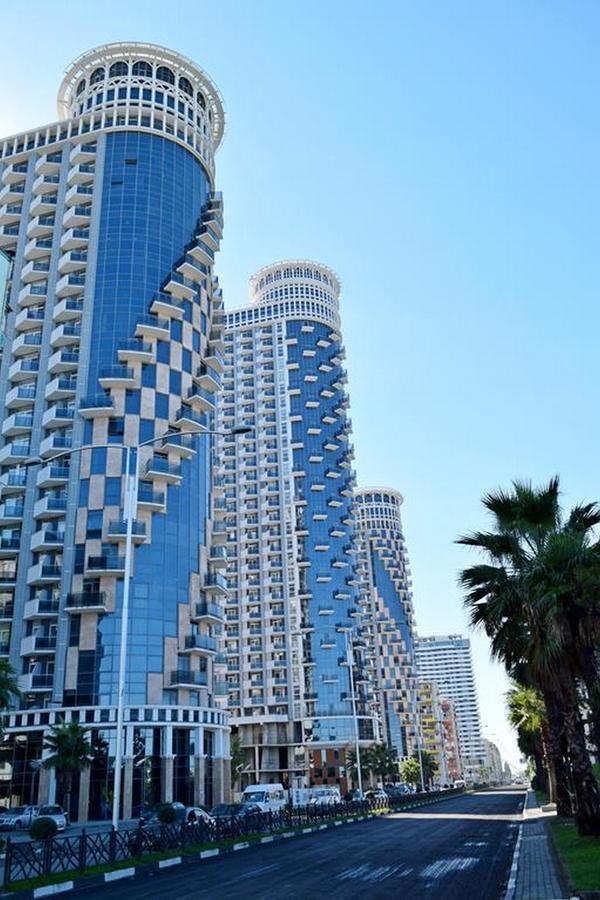 Aparthotel Selfie Batumi Exterior photo